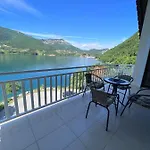 Oaza Mira - Apartment With Lake View & Private Pool *