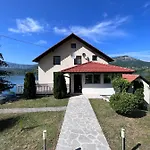 Appartement Oaza Mira - Apartment With Lake View & Private Pool