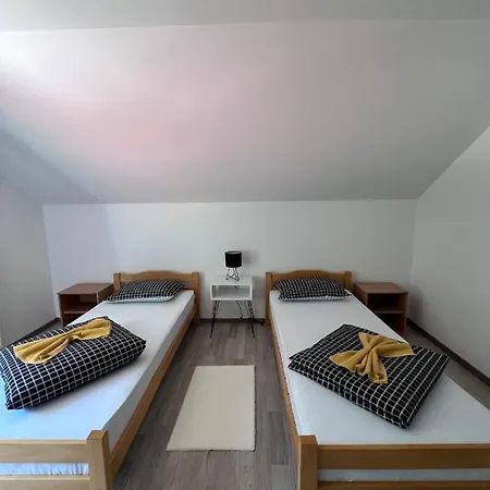 Kuca Za Odmor Oaza Mira Dom wakacyjny *