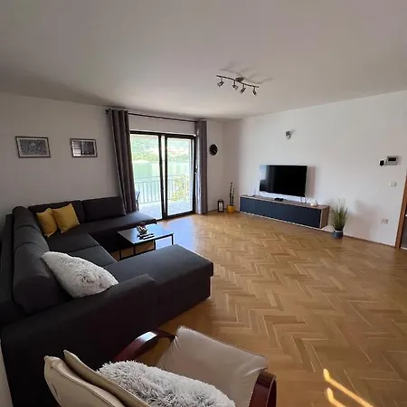 Apartment Oaza Mira - With View & Private Pool *