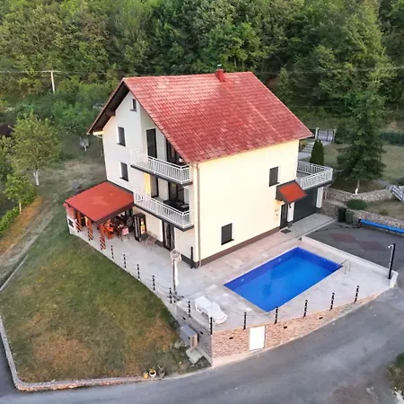 Oaza Mira - Apartment With Lake View & Private Pool