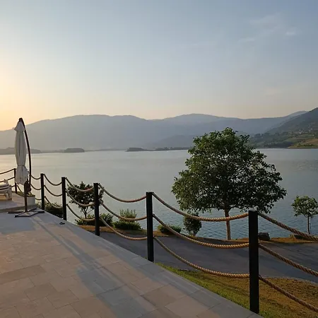 Appartement Oaza Mira - Apartment With Lake View & Private Pool *