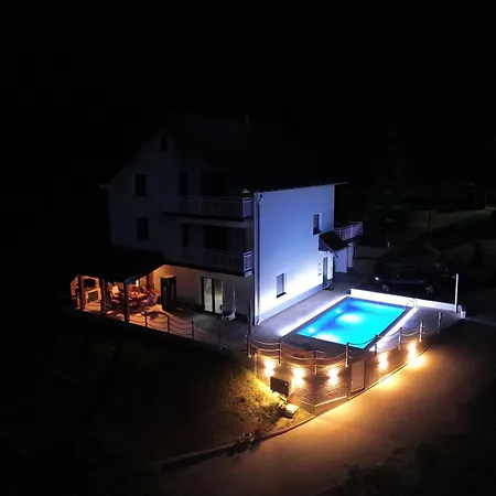Apartment Oaza Mira - With View & Private Pool Kovacevo Polje