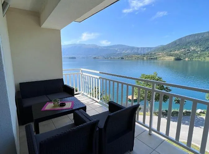 Oaza Mira - Apartment With Lake View & Private Pool *