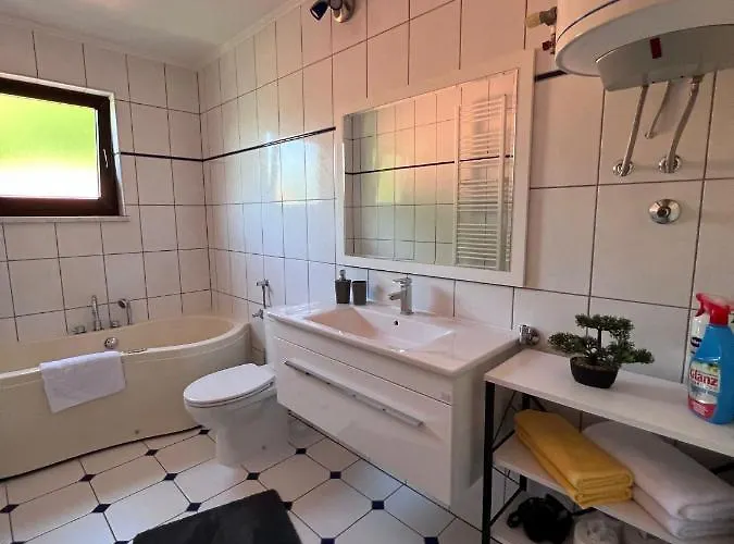 Oaza Mira - Apartment With Lake View & Private Pool *