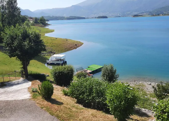 Oaza Mira - Apartment With Lake View & Private Pool 公寓 *