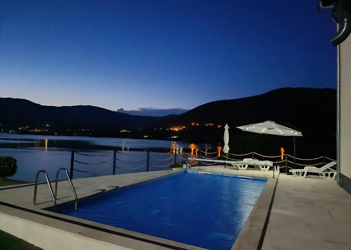 公寓 Oaza Mira - Apartment With Lake View & Private Pool Kovacevo Polje